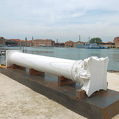 14569084513_4db55e23dc_m